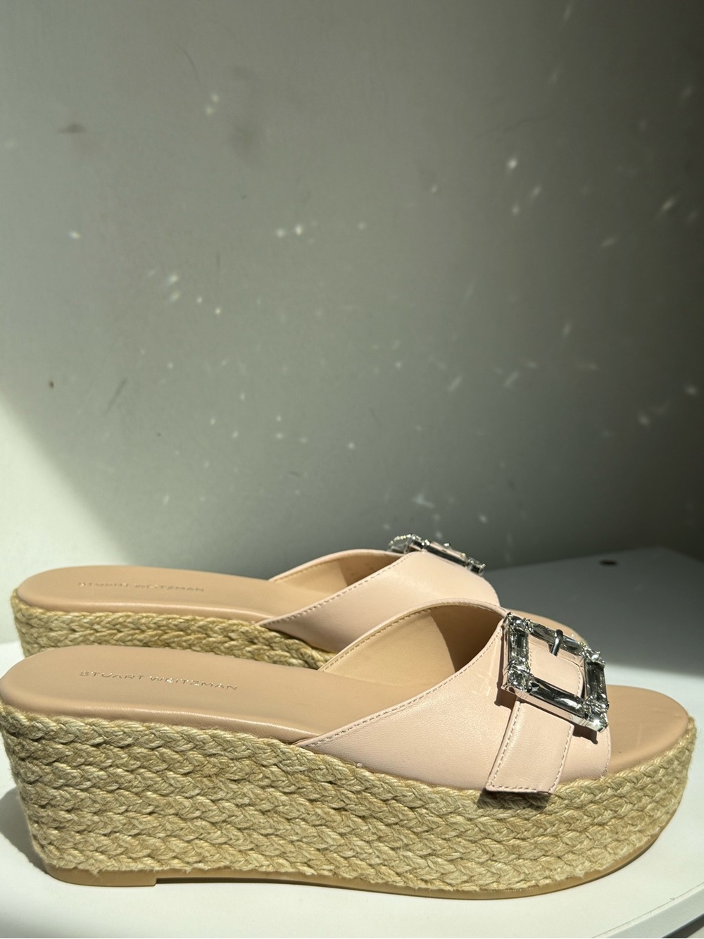 Women’s light pink leather June Wedge Slide Sandal size 8